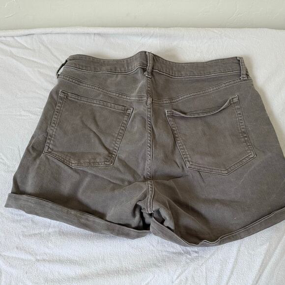 Old Navy Shorts Women's Size 16 High-Rise O.G. Straight Roll Cuff New Denim - Picture 4 of 6